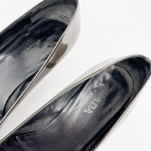 Prada Vernice Taffeta Peltro Green Patent Leather Kitten Heels 39.5 NEW in Box - Picture 4 of 13